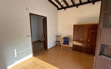 Property slide 14