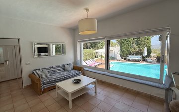 Property slide 43