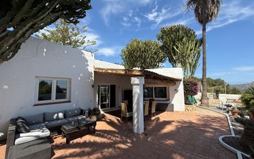 Property slide 17