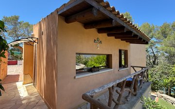 Property slide 33