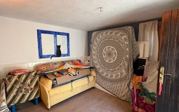 Property slide 44