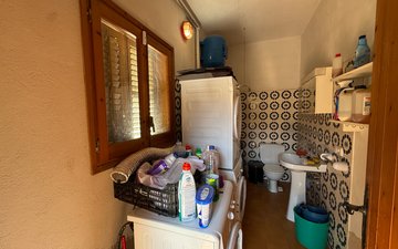 Property slide 32