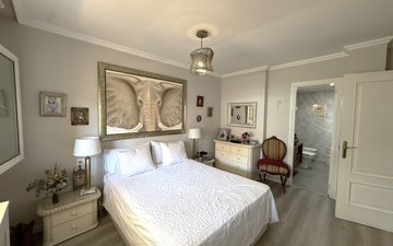 Property slide 25