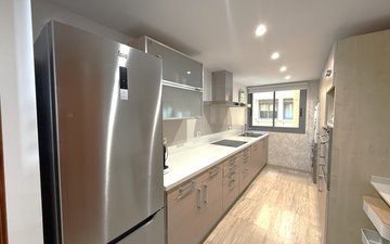 Property slide 14