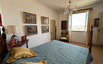 Property slide 40