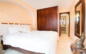 Property slide 35