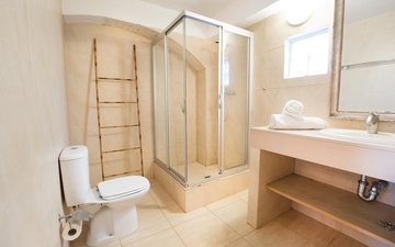 Property slide 43