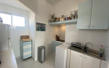 Property slide 12