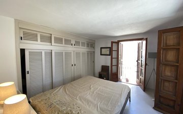 Property slide 17