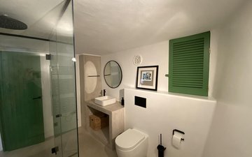 Property slide 21