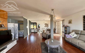 Property slide 32