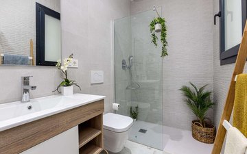 Property slide 21
