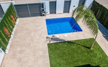 Property slide 31