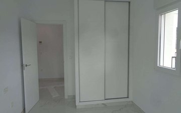 Property slide 28