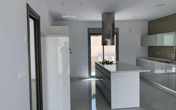 Property slide 17