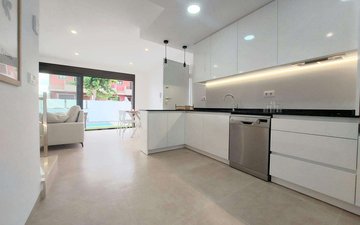 Property slide 10