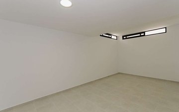 Property slide 21