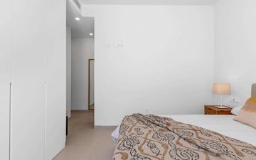 Property slide 20