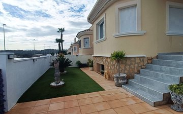 Property slide 31