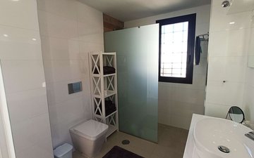 Property slide 25