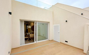 Property slide 10
