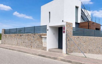 Property slide 44