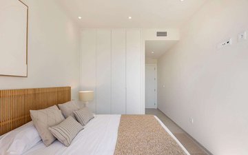 Property slide 32