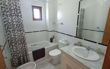 Property slide 20