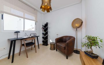 Property slide 18