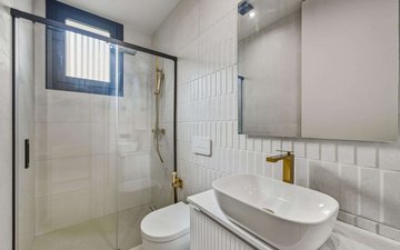 Property slide 24