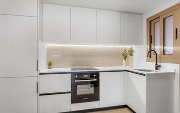 Property slide 10