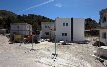 Property slide 15
