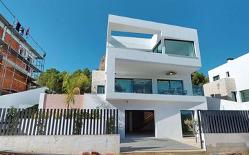 Property slide 10