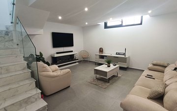 Property slide 38