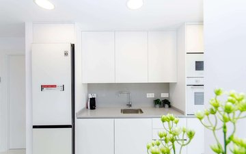 Property slide 18