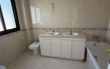 Property slide 40