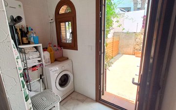 Property slide 11