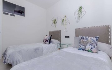 Property slide 16