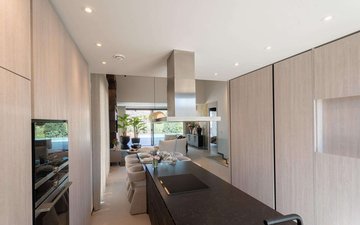 Property slide 16