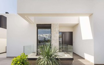 Property slide 32
