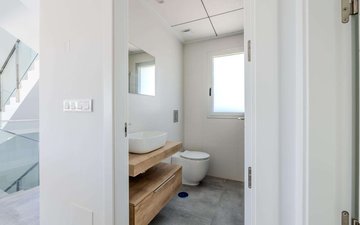 Property slide 22