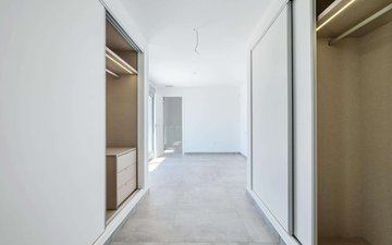 Property slide 31