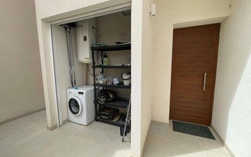 Property slide 30