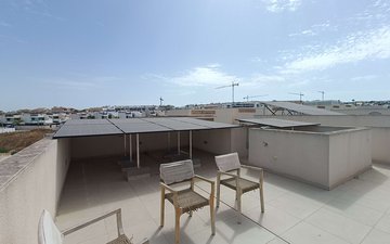 Property slide 38