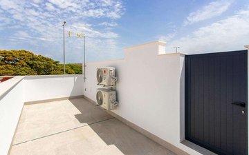 Property slide 21
