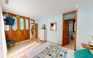 Property slide 10