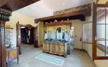 Property slide 20