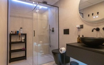 Property slide 25