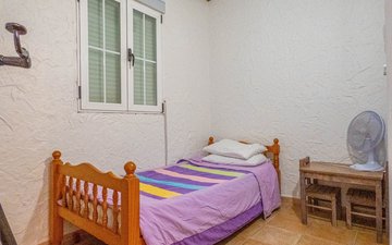 Property slide 38