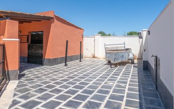 Property slide 40